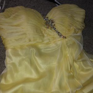 Yellow dress